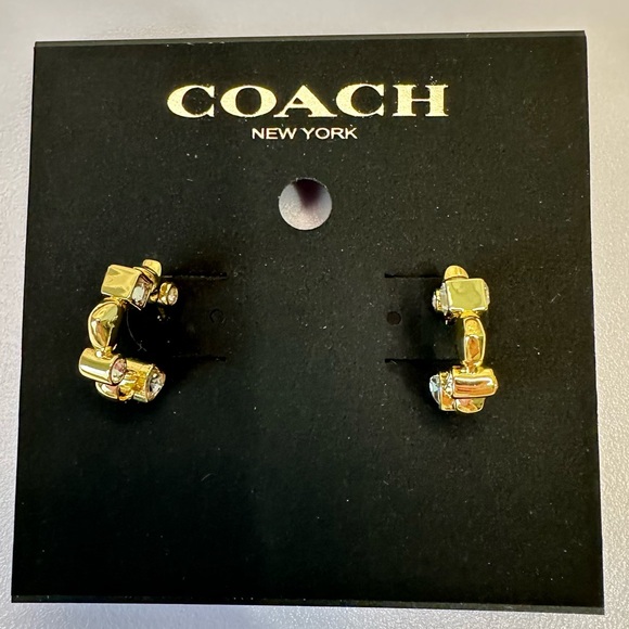 Coach Star, Heart & Mixed Crystal Huggie
Hoop Earrings in Goldtone CY137 - Picture 4 of 9